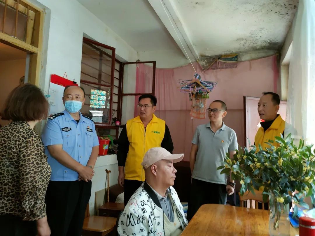 天上有月，人间有爱|金菜花慈善基金会中秋送温暖